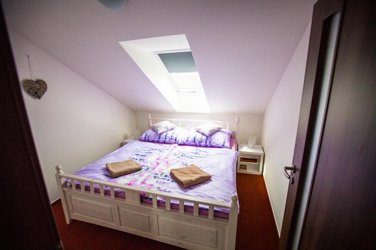 Apartmany U Sv. Krystofa Bzenec Εξωτερικό φωτογραφία