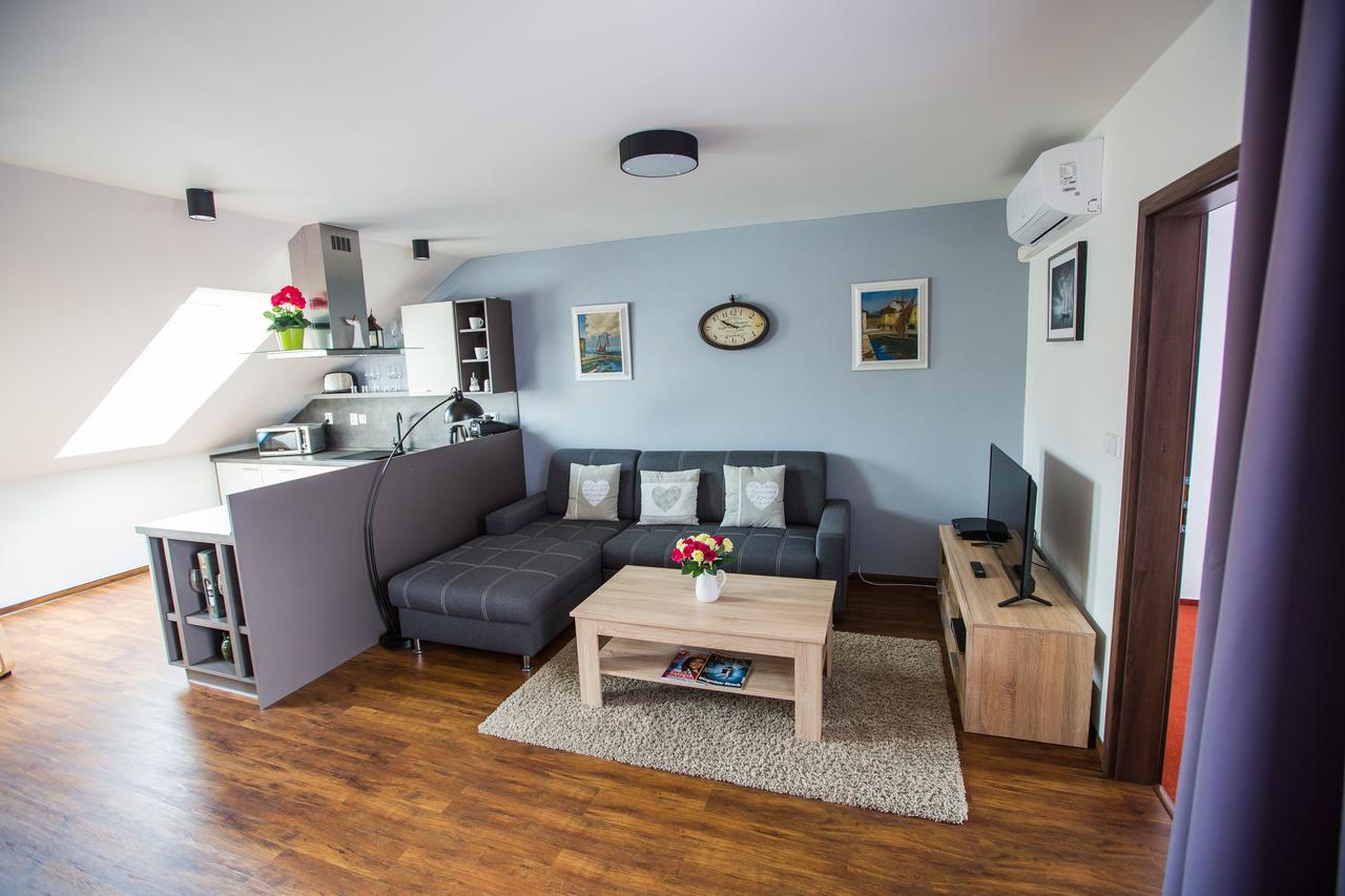 Apartmany U Sv. Krystofa Bzenec Εξωτερικό φωτογραφία